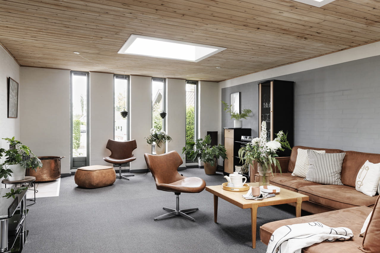 Bright livingroom with VELUX flat roof window