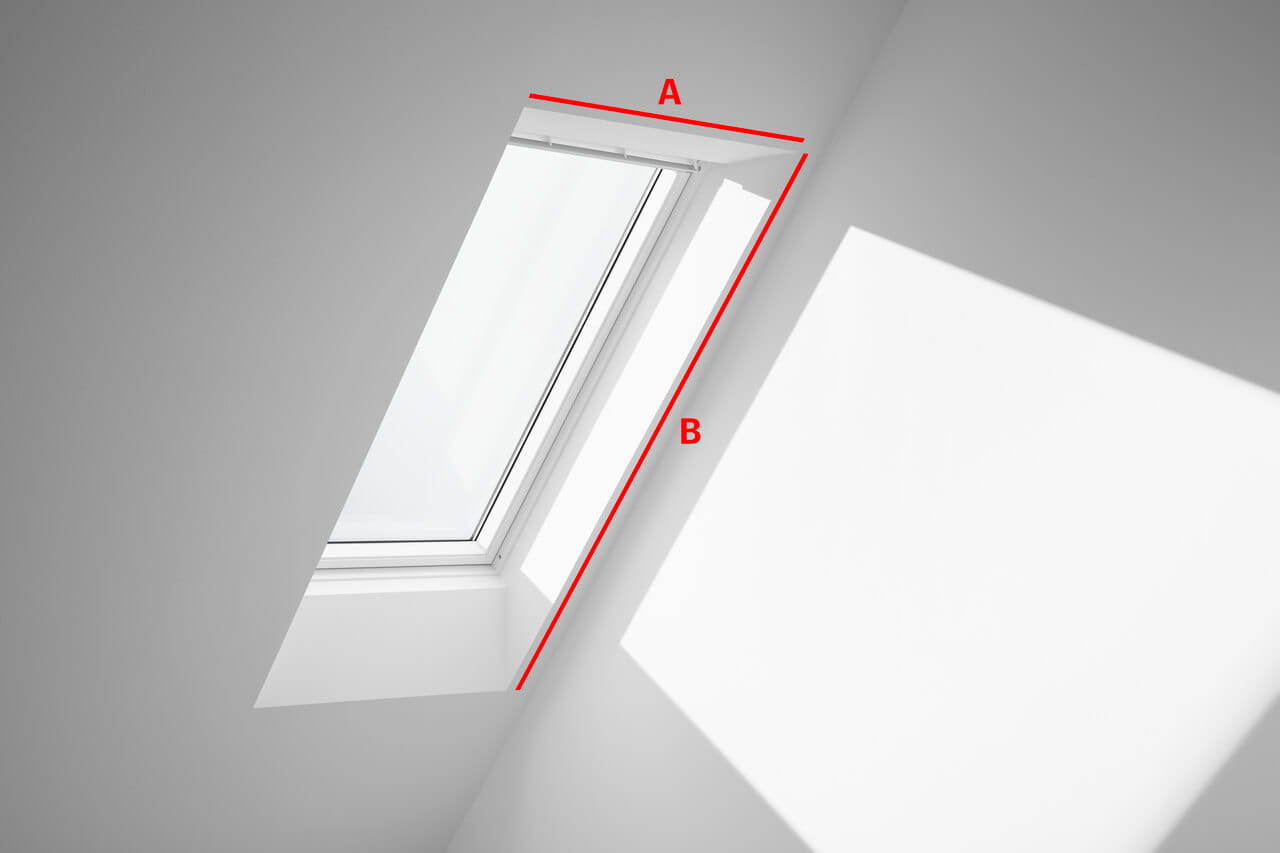 An image of a roof window with red measuring arrow drawn for height and width